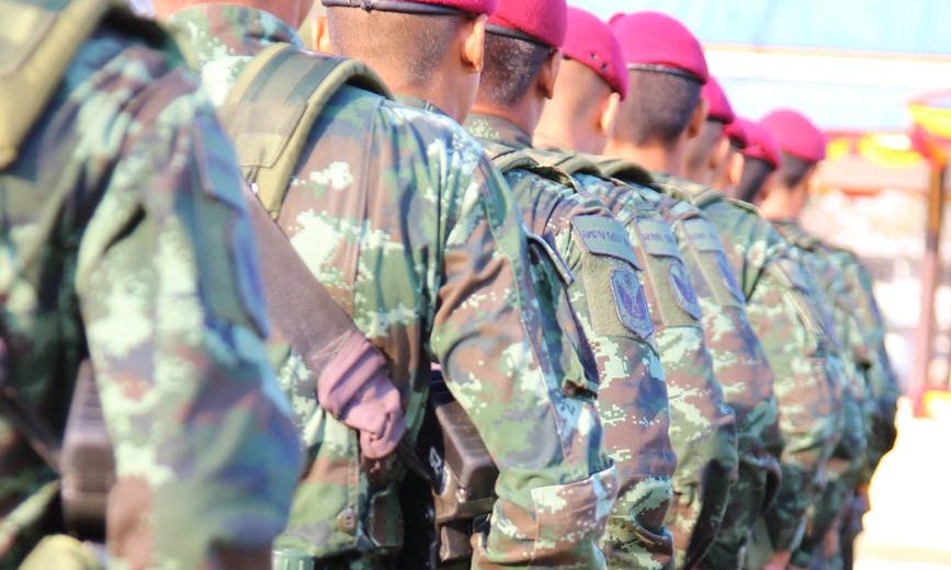 Concursos militares 2022: Diversas vagas de nível médio são ofertadas ao redor do país, confira quais são e como concorrer.