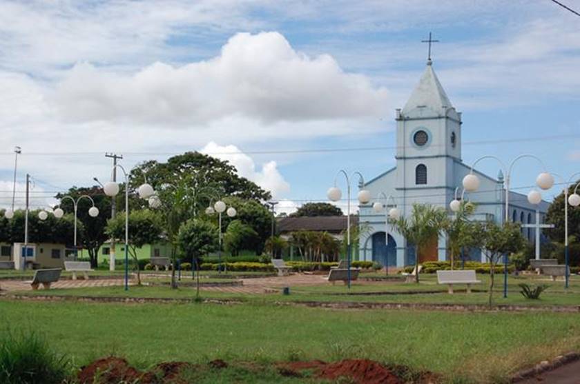 Concurso Prefeitura de Santa Mercedes, estado de São Paulo, contrata para diferentes cargos na área de saúde, tecnologia e mais.